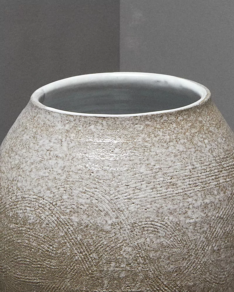 Vase #10 - Image 4