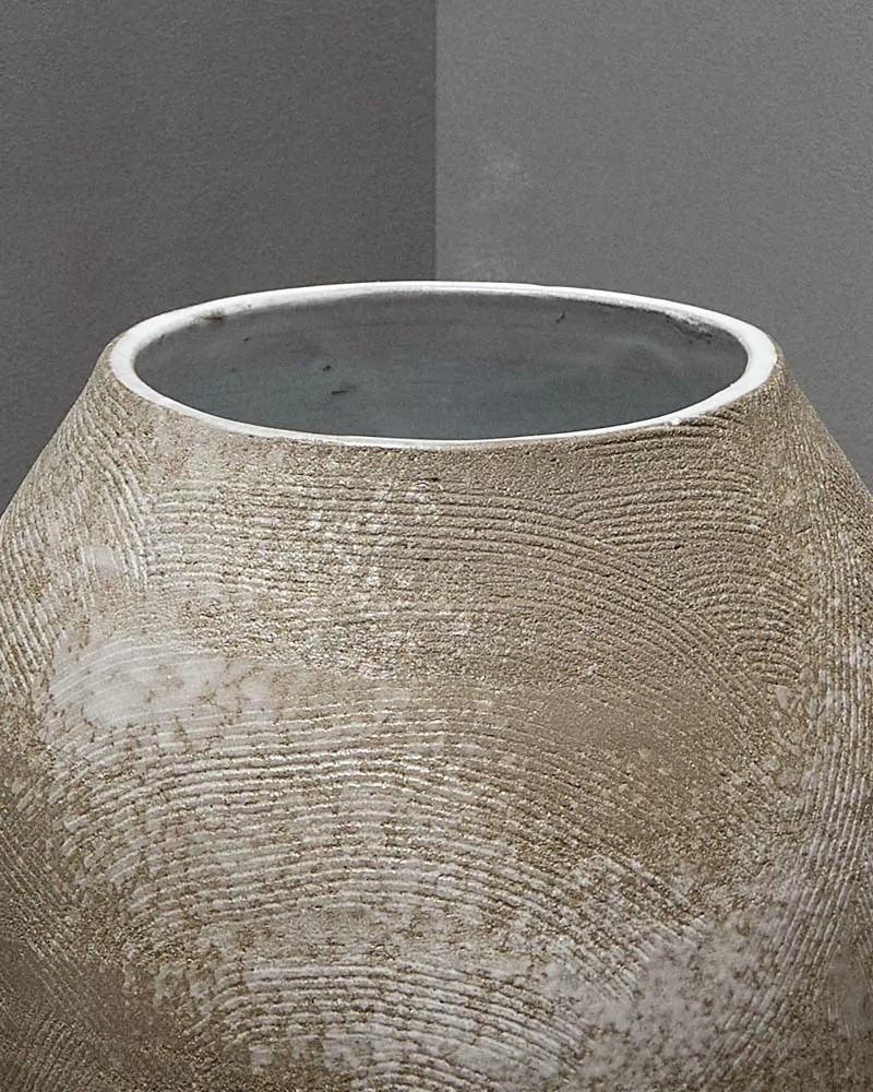 Vase #9 - Image 4