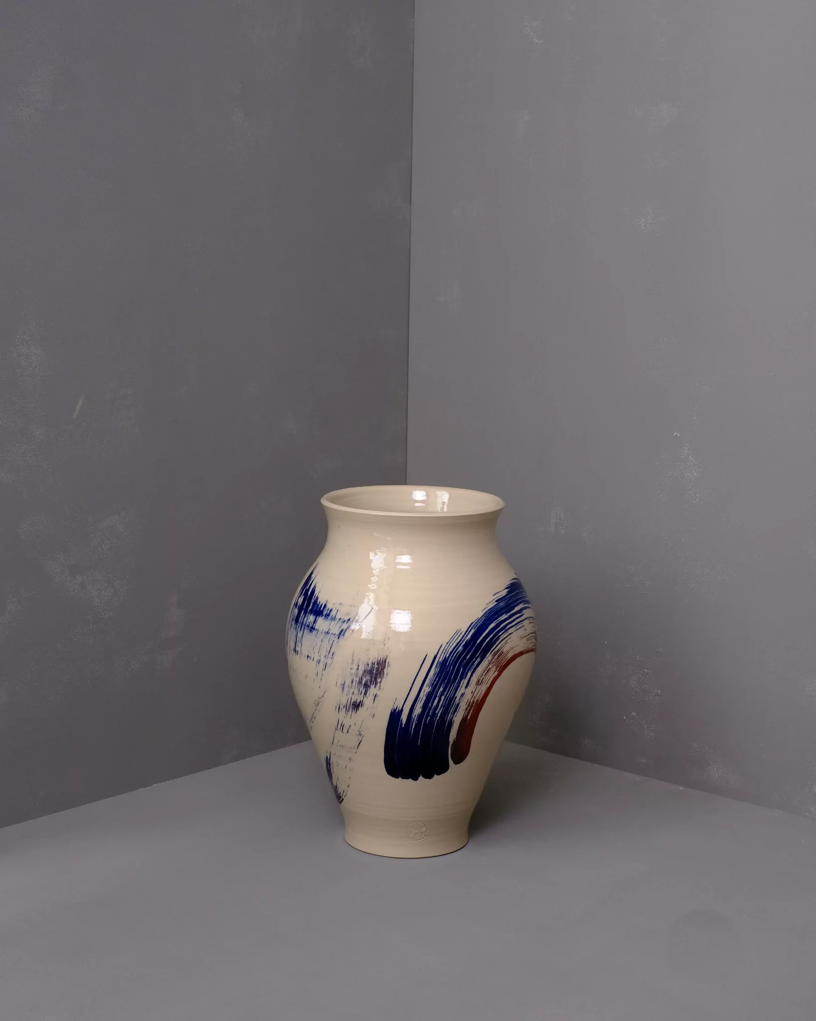 Vase #16