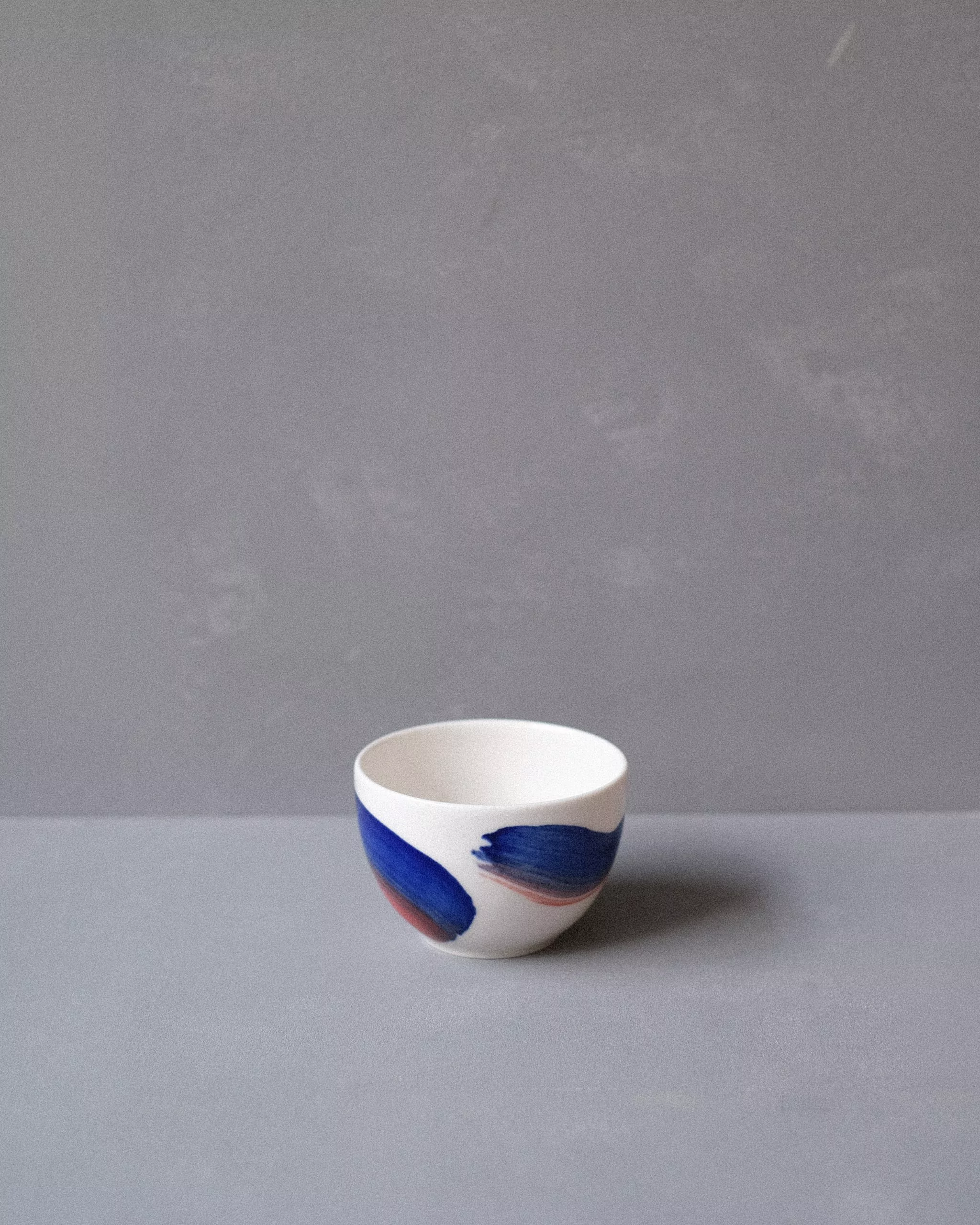 Mug #2 Palm - white with blue&light red stroke