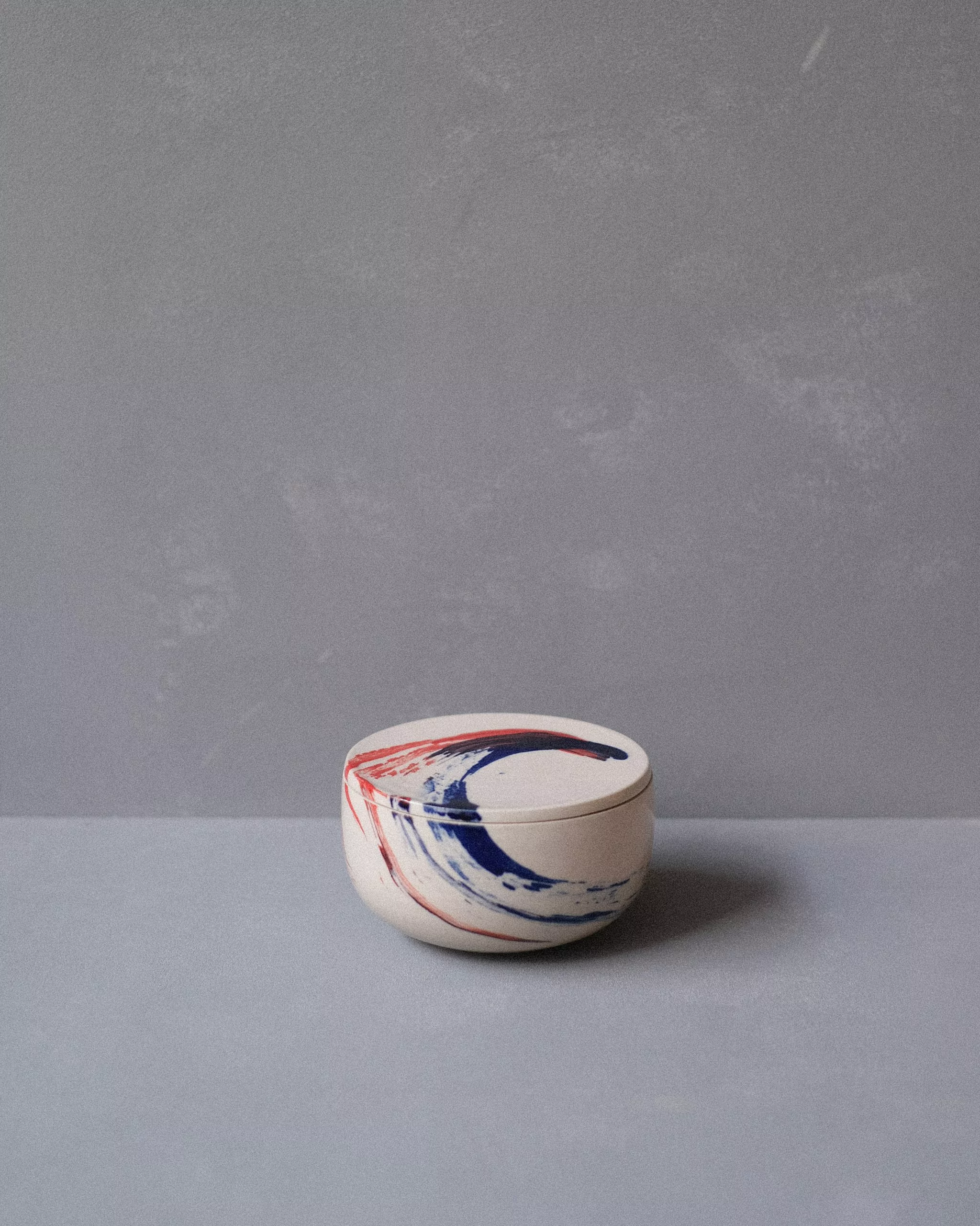 Vessel #1 - blue & light red stroke