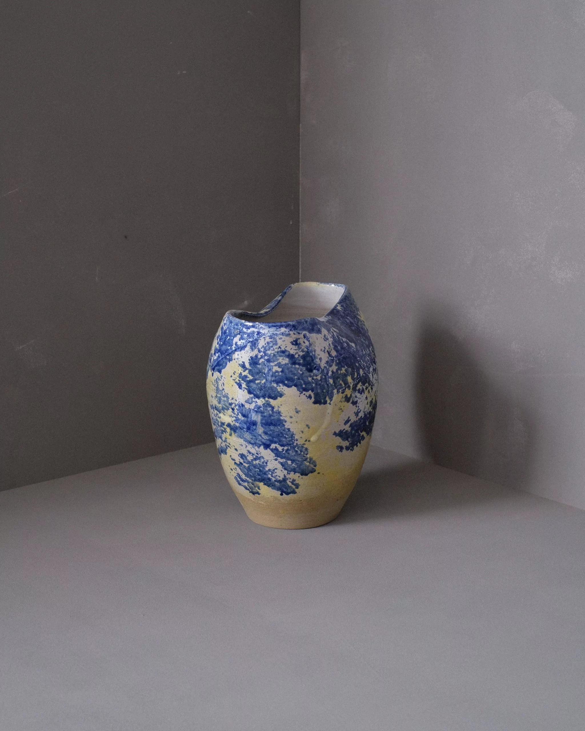 Vase #20 - Image 2