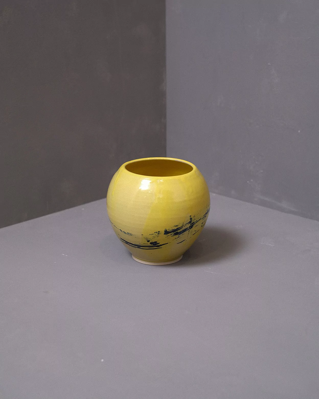 Vase #26 - Image 2