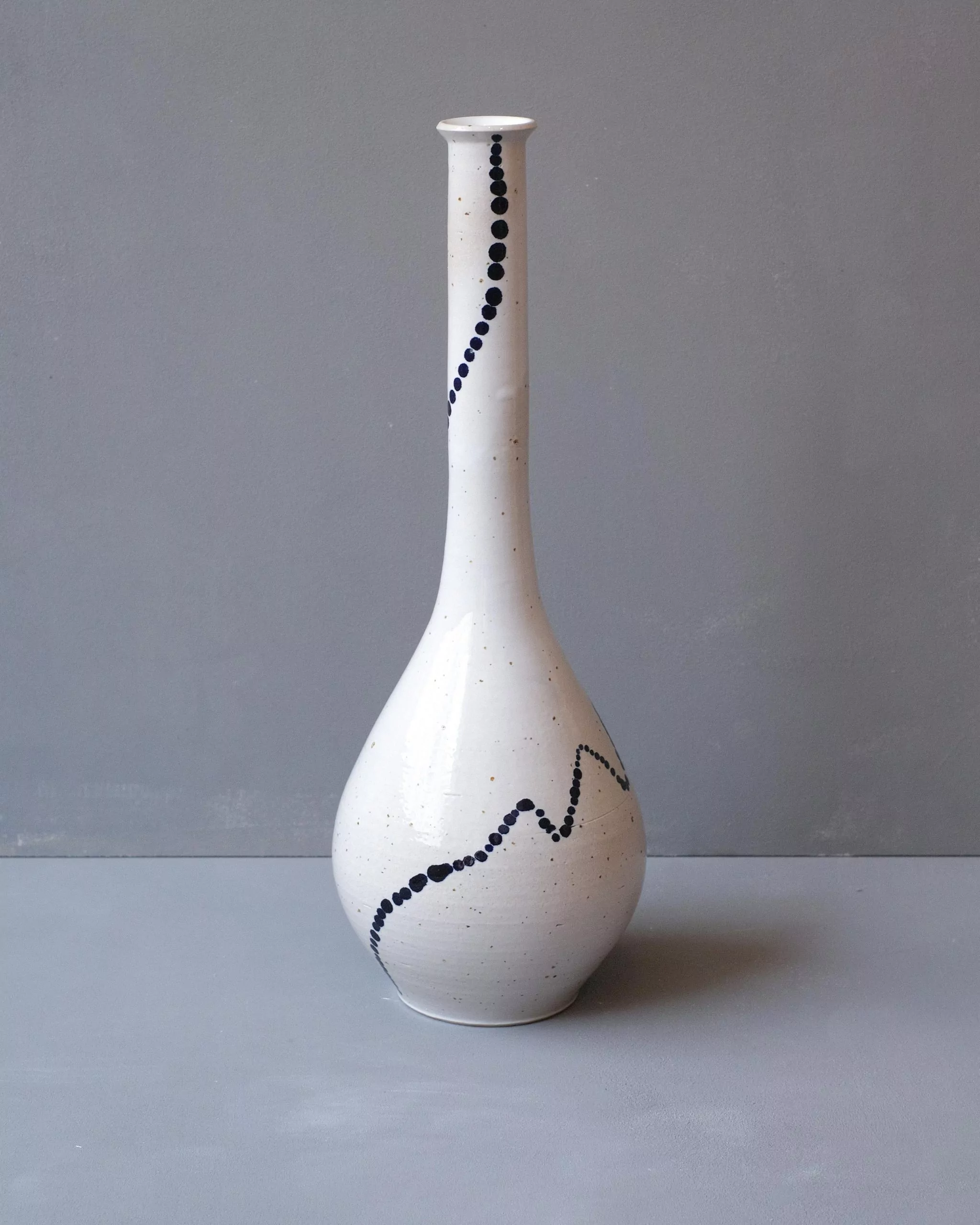Vase #28 - Image 2
