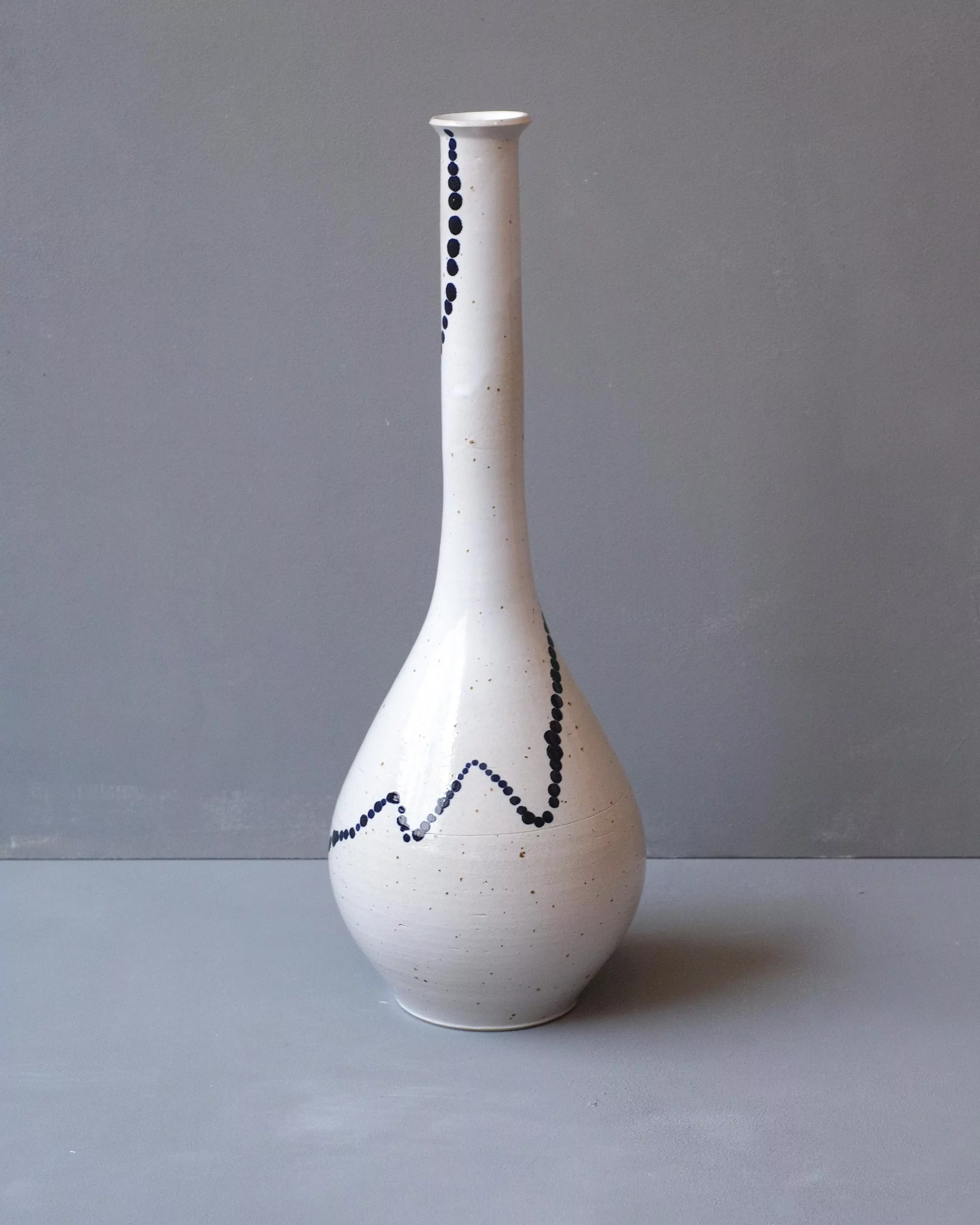 Vase #28